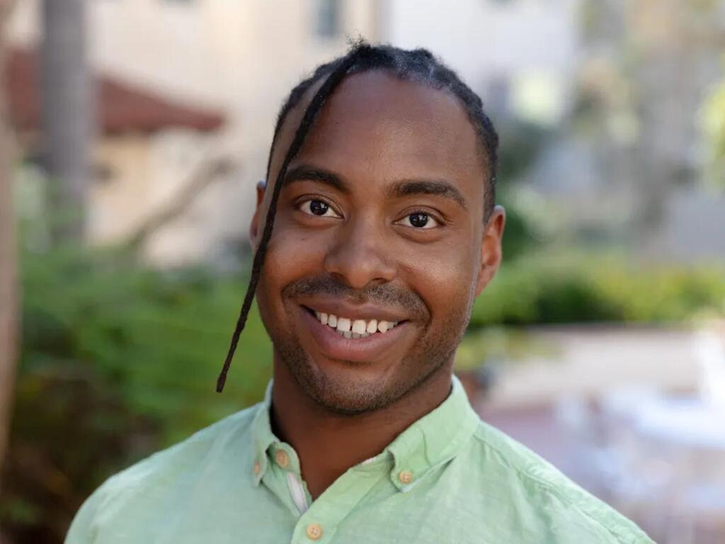 Aaron Fitzgerald ’10 Recognized Nationally Among Climate Leaders and Innovators Rhodes News